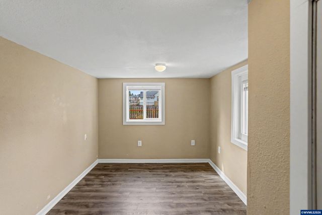 1745 SW 53rd St, Corvallis, OR 97333