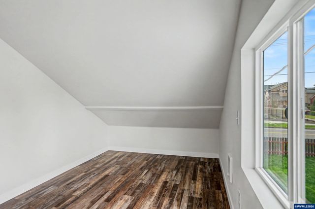 1745 SW 53rd St, Corvallis, OR 97333