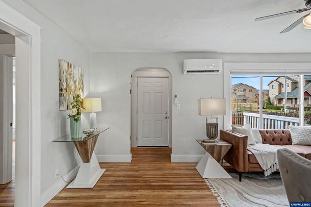 1745 SW 53rd St, Corvallis, OR 97333