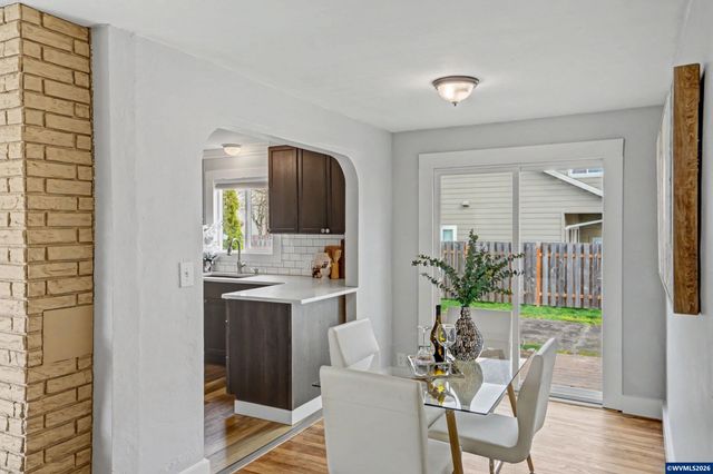 1745 SW 53rd St, Corvallis, OR 97333