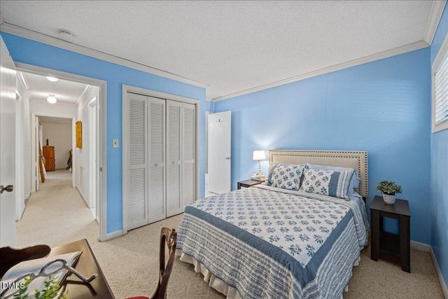4100 Five Oaks Drive 27, Durham, NC 27707