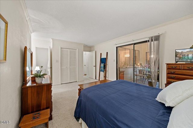 4100 Five Oaks Drive 27, Durham, NC 27707