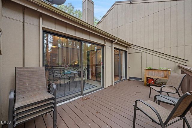 4100 Five Oaks Drive 27, Durham, NC 27707
