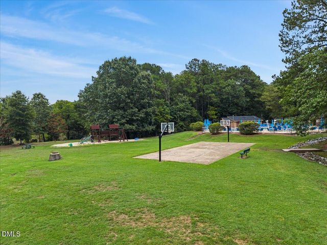 4100 Five Oaks Drive 27, Durham, NC 27707
