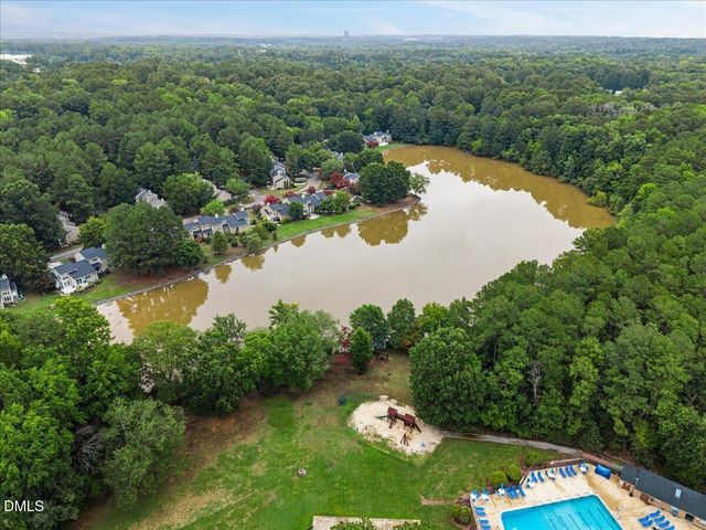4100 Five Oaks Drive 27, Durham, NC 27707