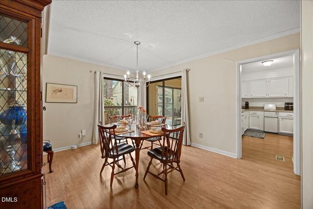 4100 Five Oaks Drive 27, Durham, NC 27707