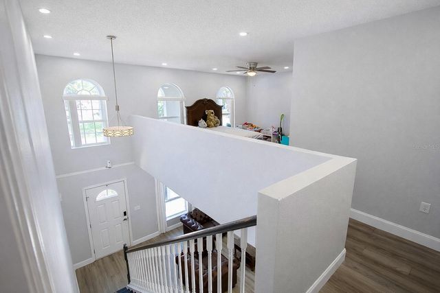 1033 TAWNY EAGLE DRIVE, Groveland, FL 34736