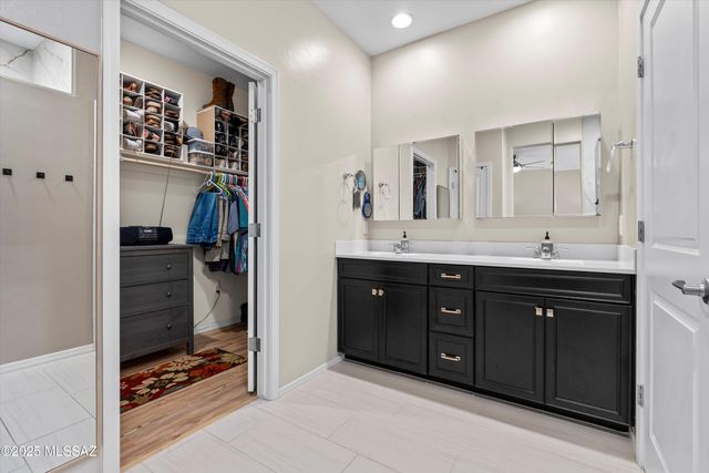 14282 E Hub Drive, Vail, AZ 85641