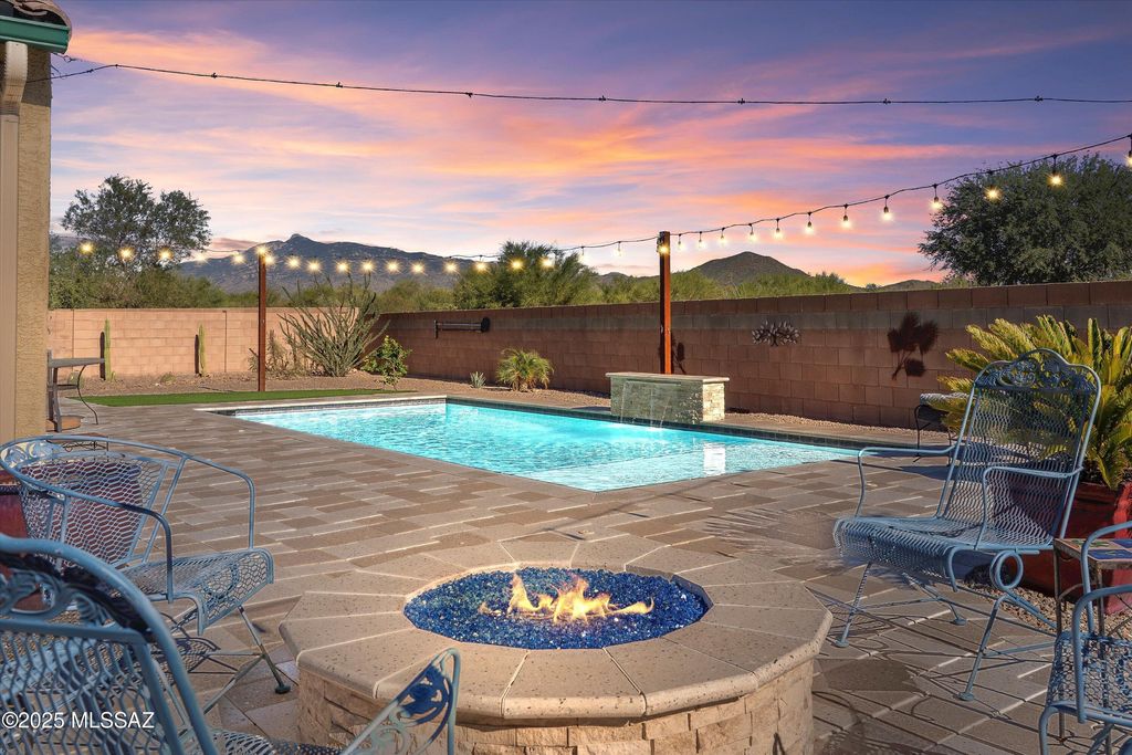 14282 E Hub Drive, Vail, AZ 85641