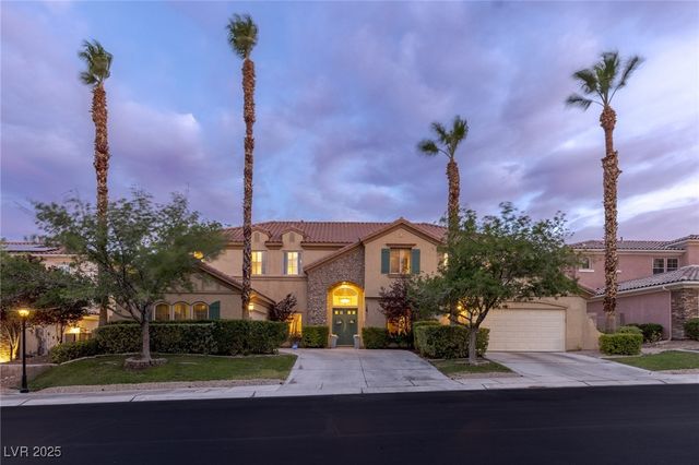 8095 Dark Hollow Place, Las Vegas, NV 89117