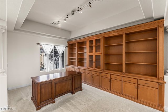 8095 Dark Hollow Place, Las Vegas, NV 89117