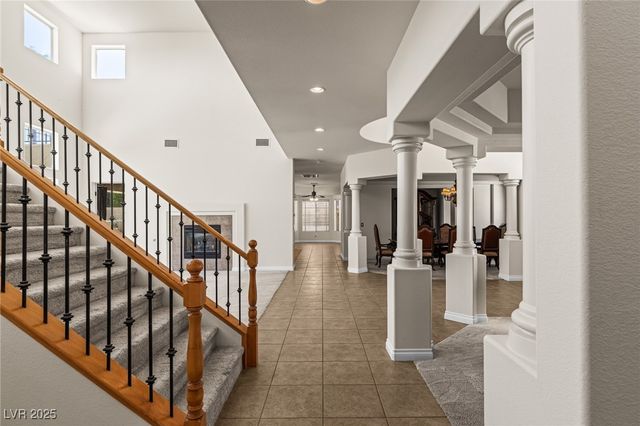 8095 Dark Hollow Place, Las Vegas, NV 89117