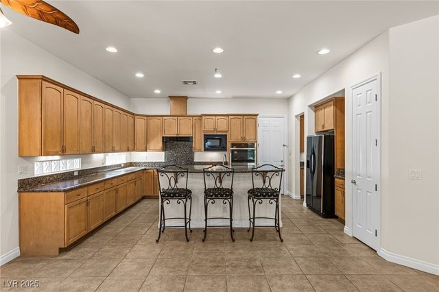 8095 Dark Hollow Place, Las Vegas, NV 89117