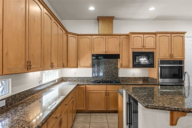 8095 Dark Hollow Place, Las Vegas, NV 89117