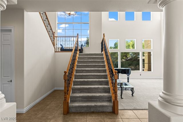 8095 Dark Hollow Place, Las Vegas, NV 89117