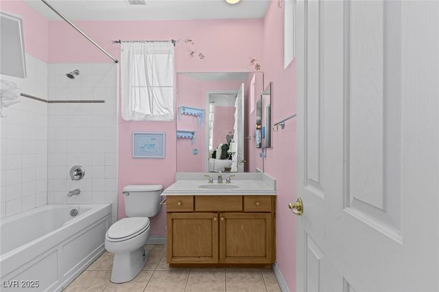 8095 Dark Hollow Place, Las Vegas, NV 89117