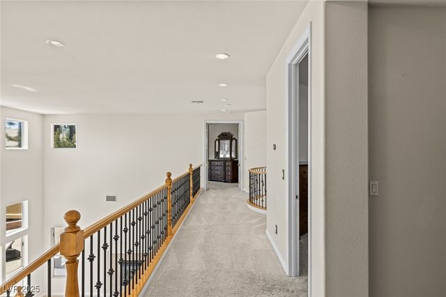 8095 Dark Hollow Place, Las Vegas, NV 89117