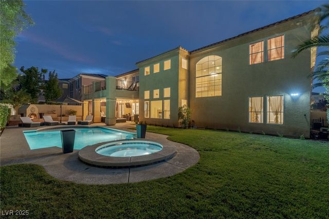 8095 Dark Hollow Place, Las Vegas, NV 89117