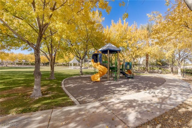 8095 Dark Hollow Place, Las Vegas, NV 89117