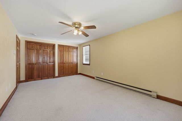 21 Janet Cir 2, Shrewsbury, MA 01545