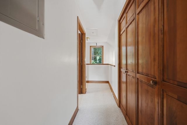 21 Janet Cir 2, Shrewsbury, MA 01545