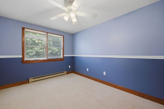 21 Janet Cir 2, Shrewsbury, MA 01545