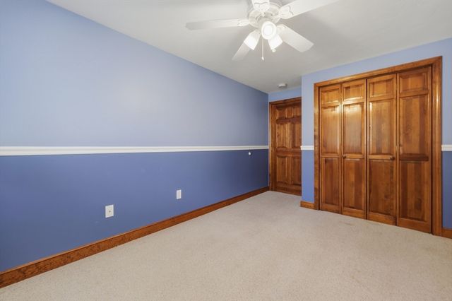 21 Janet Cir 2, Shrewsbury, MA 01545