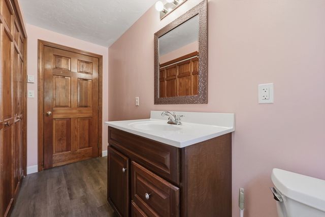 21 Janet Cir 2, Shrewsbury, MA 01545