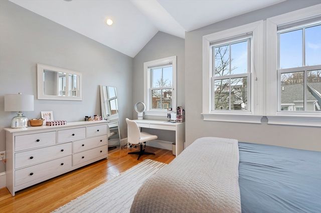 480-482 East 4th Street 4, Boston, MA 02127