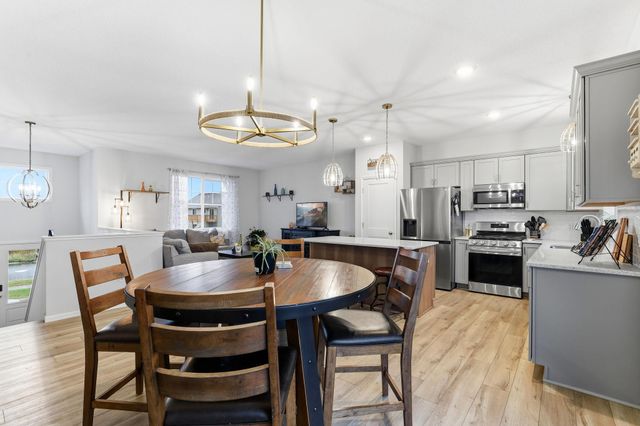 2857 213th Street W, Farmington, MN 55024