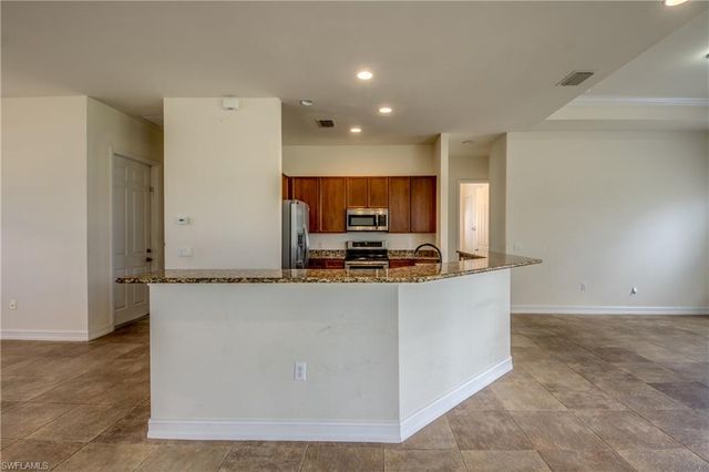 1810 NE 27th ST, Cape Coral, FL 33909
