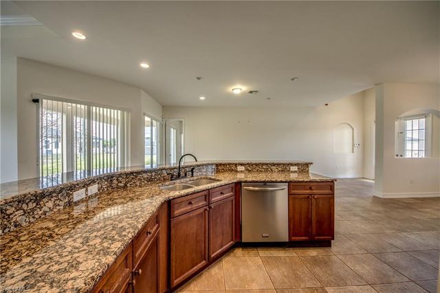 1810 NE 27th ST, Cape Coral, FL 33909