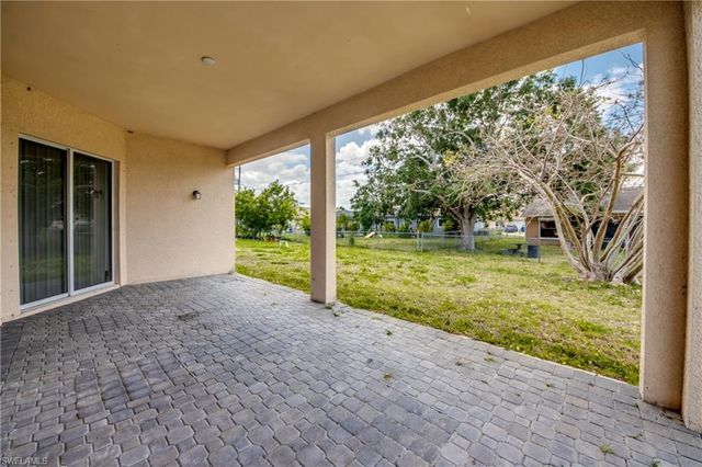 1810 NE 27th ST, Cape Coral, FL 33909