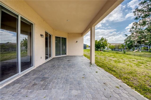 1810 NE 27th ST, Cape Coral, FL 33909