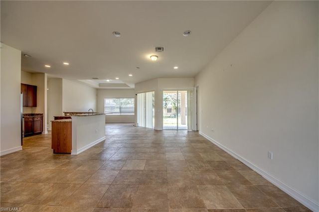 1810 NE 27th ST, Cape Coral, FL 33909