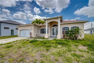 1810 NE 27th ST, Cape Coral, FL 33909