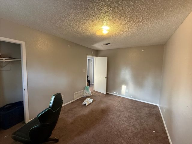 818 Clarissa Place, Garland, TX 75040