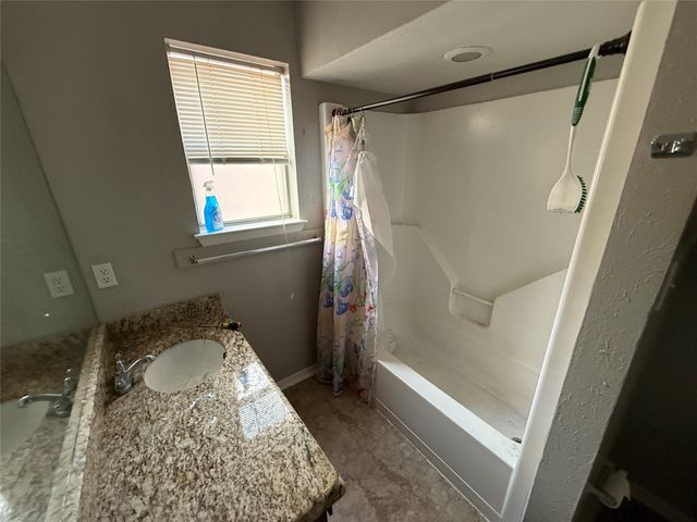 818 Clarissa Place, Garland, TX 75040