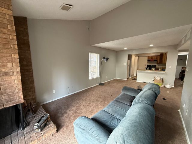 818 Clarissa Place, Garland, TX 75040