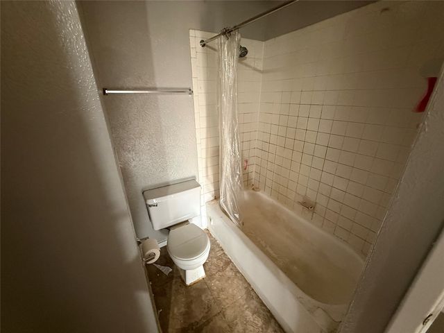 818 Clarissa Place, Garland, TX 75040