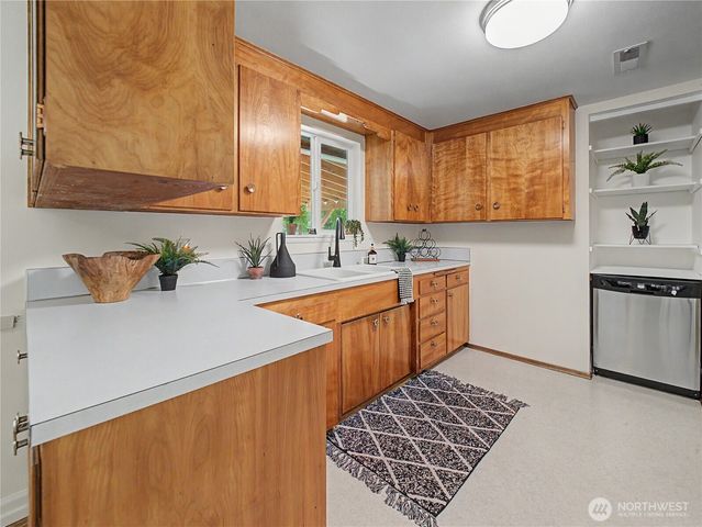 30602 224th Avenue SE, Black Diamond, WA 98010