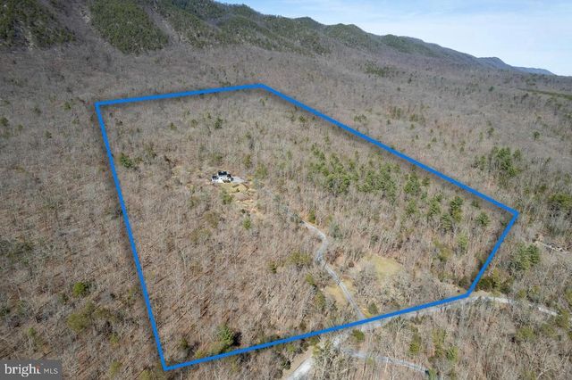 1131 PAGE VALLEY RD, Luray, VA 22835