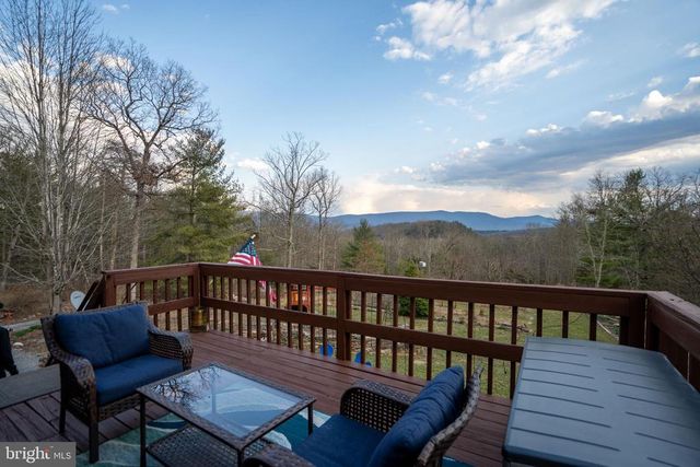 1131 PAGE VALLEY RD, Luray, VA 22835