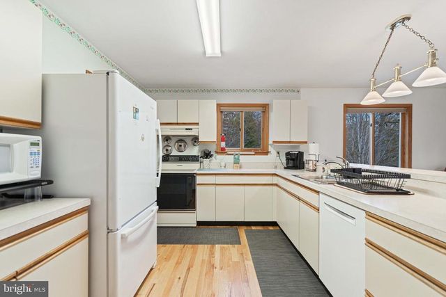 1131 PAGE VALLEY RD, Luray, VA 22835