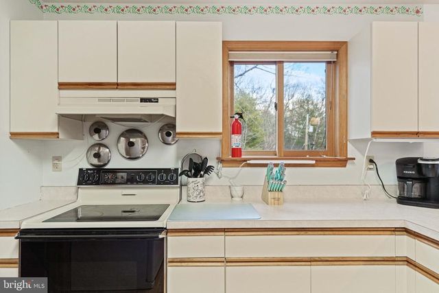 1131 PAGE VALLEY RD, Luray, VA 22835