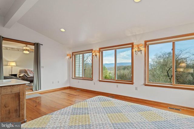 1131 PAGE VALLEY RD, Luray, VA 22835