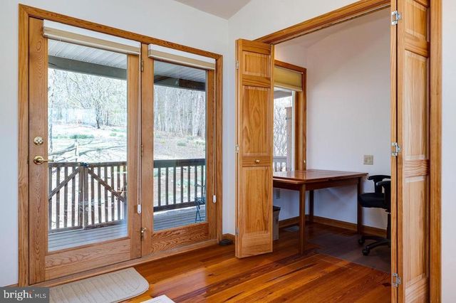 1131 PAGE VALLEY RD, Luray, VA 22835