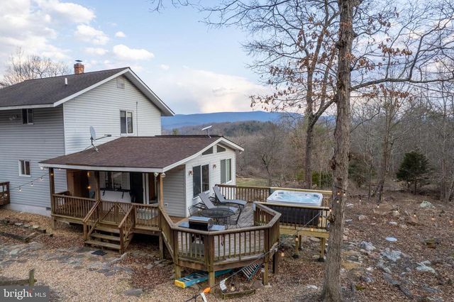 1131 PAGE VALLEY RD, Luray, VA 22835