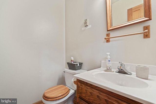 1131 PAGE VALLEY RD, Luray, VA 22835