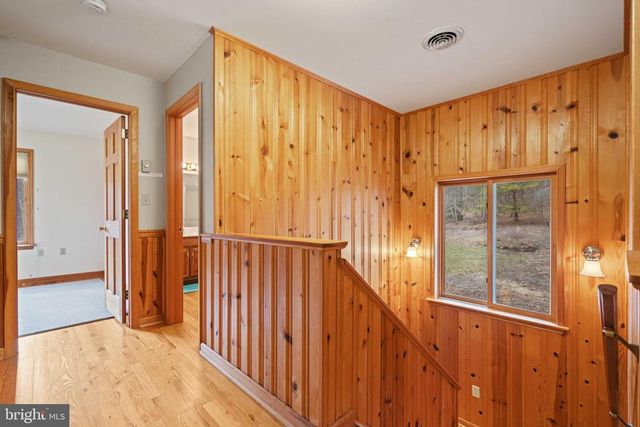 1131 PAGE VALLEY RD, Luray, VA 22835